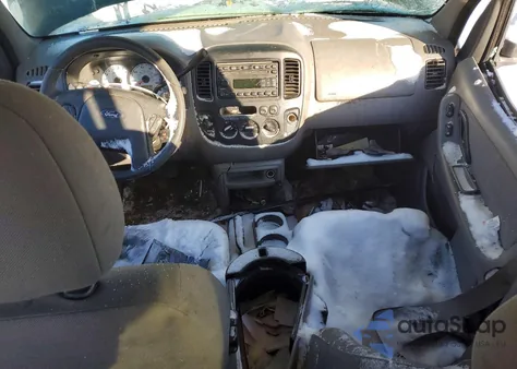 2002 Ford Escape Xlt из США, поврежденный, VIN 1FMYU04162KD82967